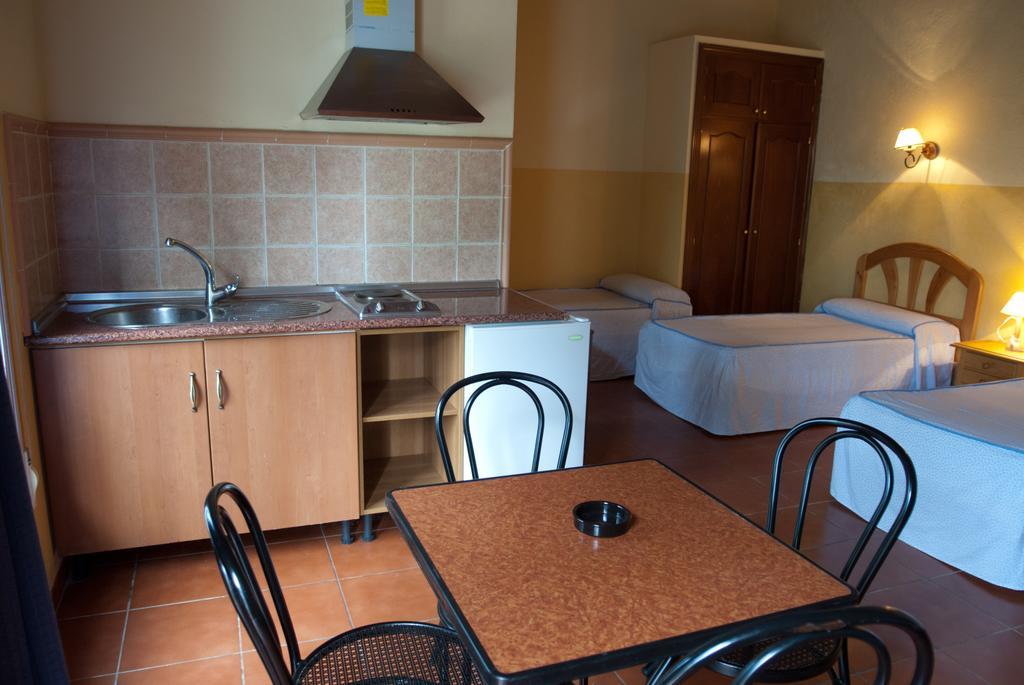 Aparthotel Las Palomas La Puebla de los Infantes Εξωτερικό φωτογραφία